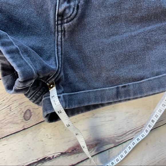 PacSun 100% cotton dark grey denim jean roll up hem Mom Shorts size 25 - Picture 10 of 10